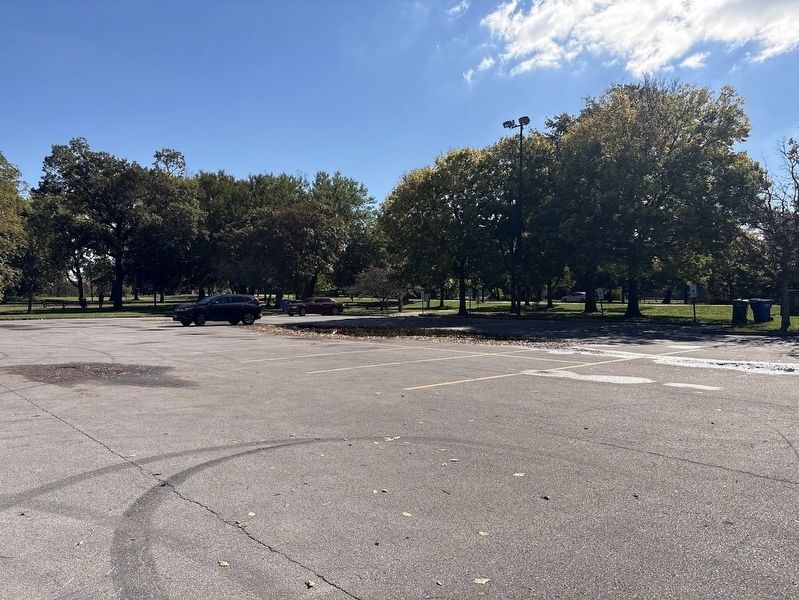 Hayes Avenue parking lot image. Click for full size.
