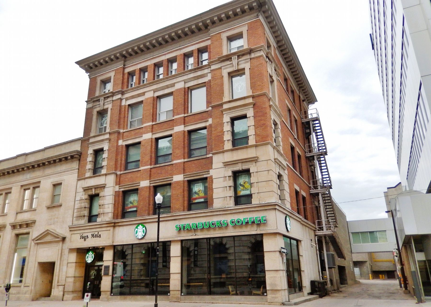 Western Trust Building (<i>southeast elevation</i>). Click for full size. Western Trust Building (<i>southeast elevation</i>) image. Click for full size.